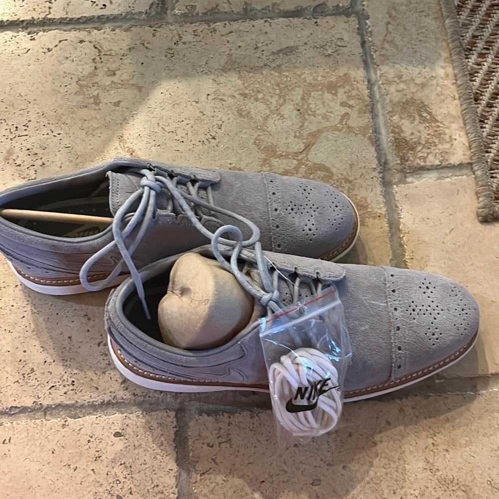 Brand new Nike Lunar Clayton, size 10.